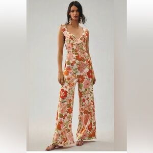 Elliatt floral jumpsuit size medium